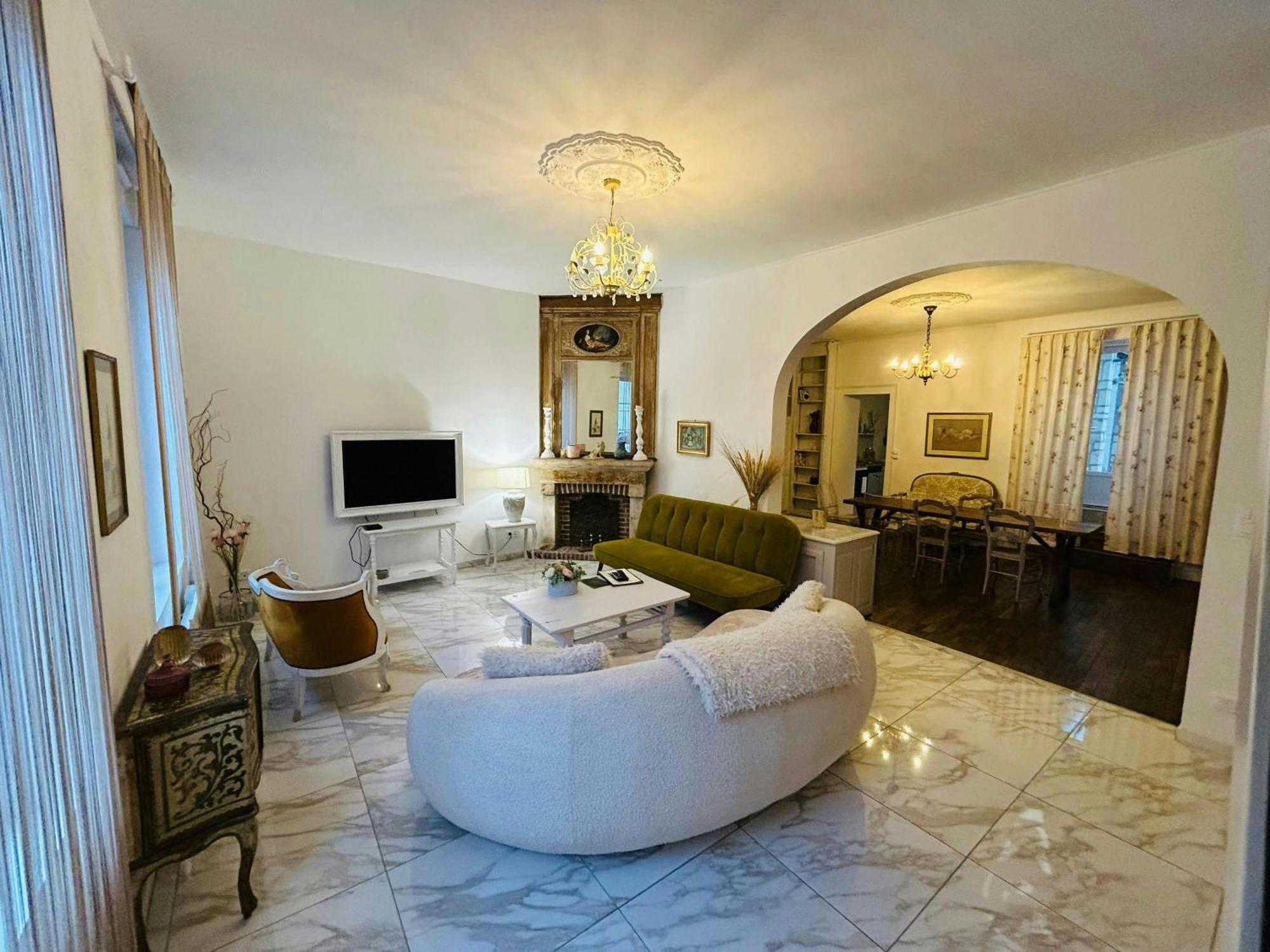 Magnifique Maison Dartiste La Maison Aerts Reims Zewnętrze zdjęcie